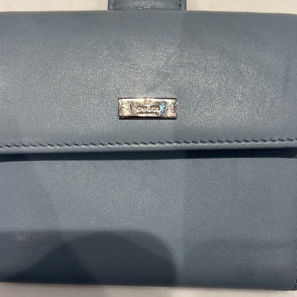 Authentic GUCCI. leather wallet Tiffany blue - Picture 5 of 5